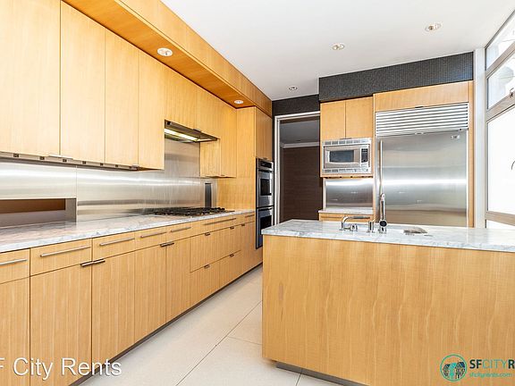 5th image of 2149 Beach St #2149