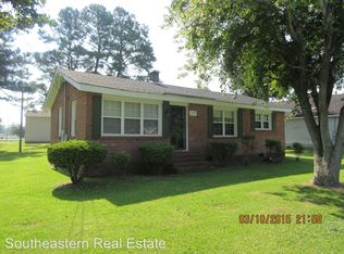 614 N Timberly Ln, Burgaw, NC 28425