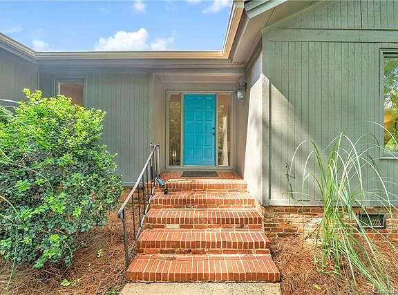 3rd image of 5000 Crooked Oak Ln