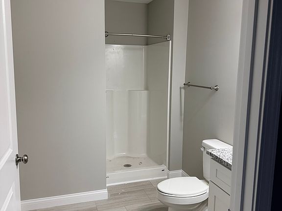 4th image of 701 Lake Harriette Dr #721