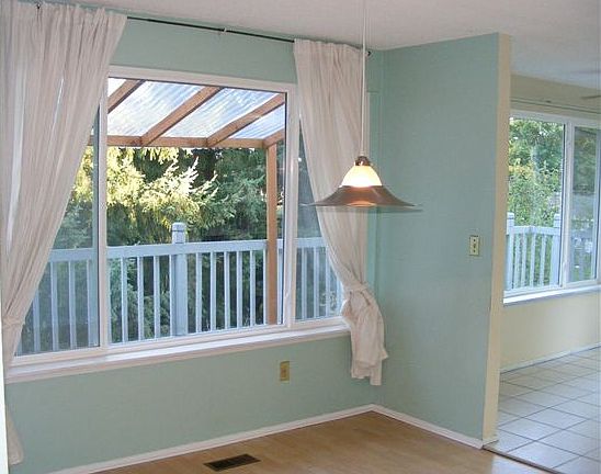 4th image of 114 66th Ave NE
