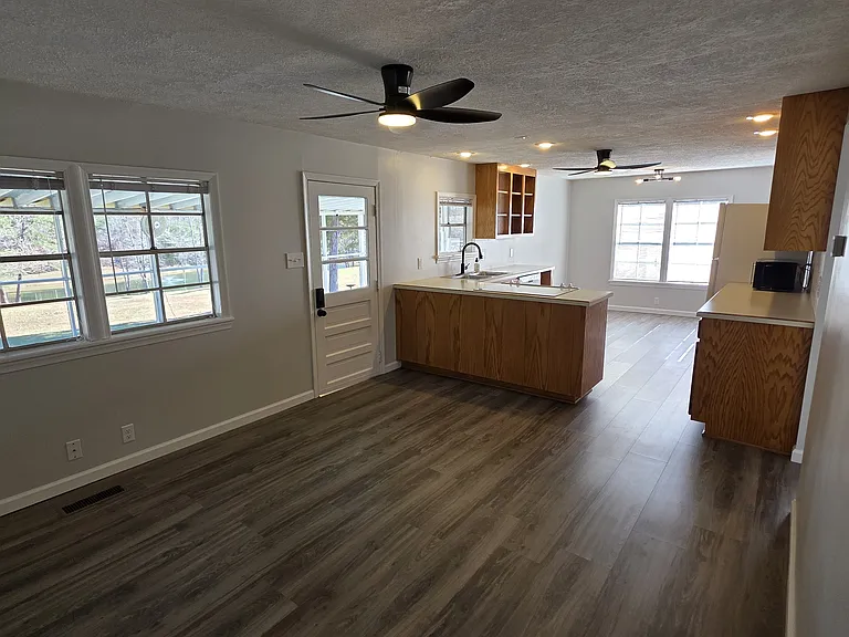 57 Benchmark Dr — Photo 7