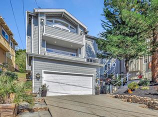 951 Columbus St, Half Moon Bay, CA 94019