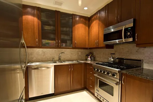 Rented by Corcoran | media 16