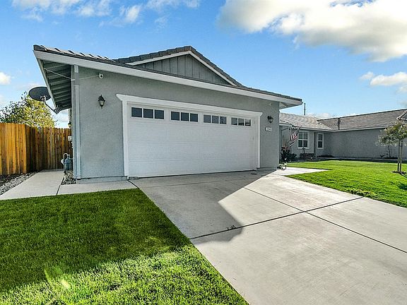 2nd image of 2040 River Wood Dr
