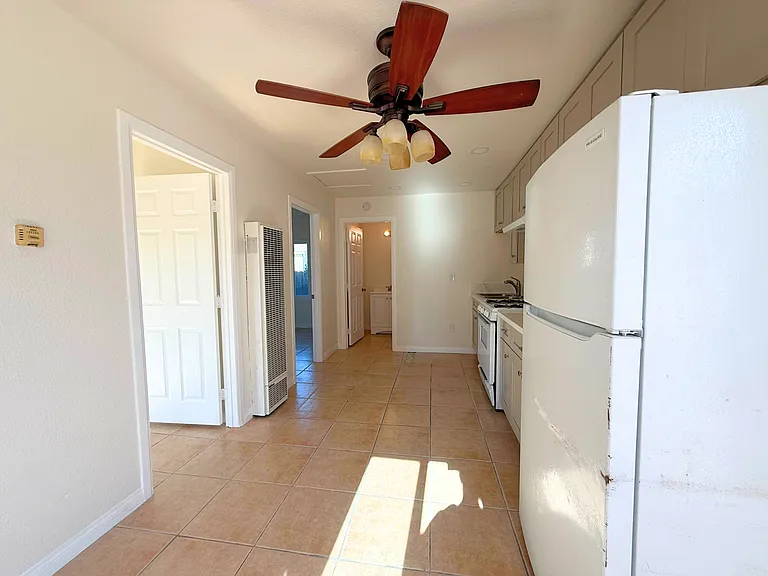 3920 T St #C — Photo 4