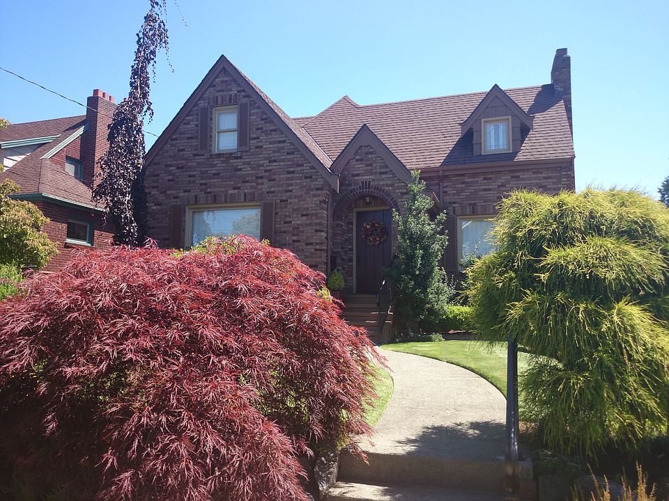 1st image of 1522 Thorndyke Ave W