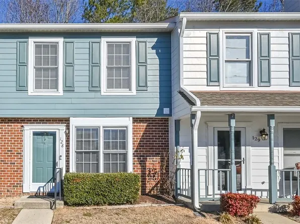 128 Arlington Sq, Ashland, VA 23005