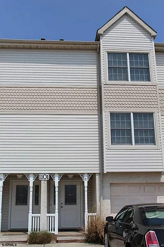 1101 E Shore Dr #C Photo 1