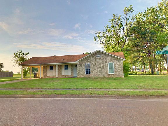 2nd image of 980 Charter Oak Dr