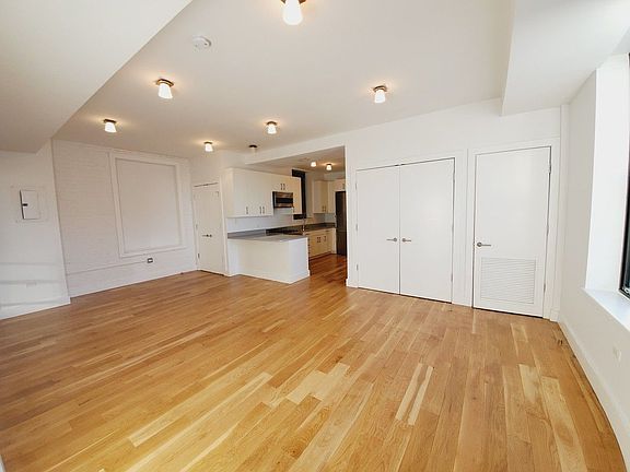 3rd image of 184 Joralemon St #10F