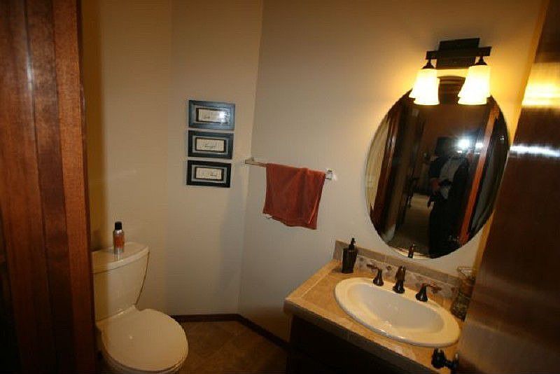 2nd image of 5101 N Yale Ct