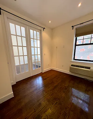 Rented by Smart City Real Estate LLC | media 6