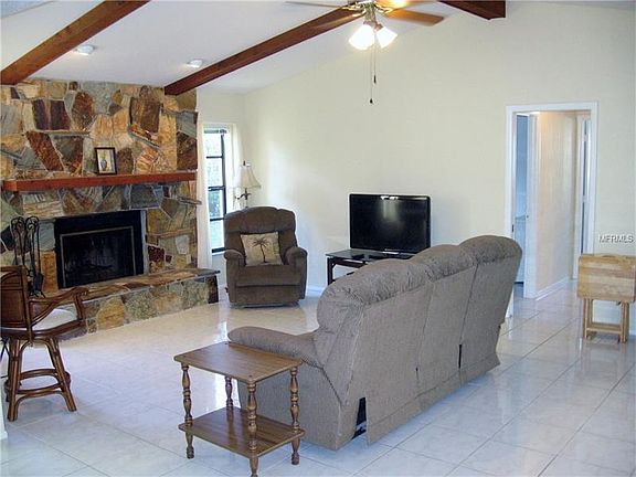 2nd image of 1338 Washington Dr