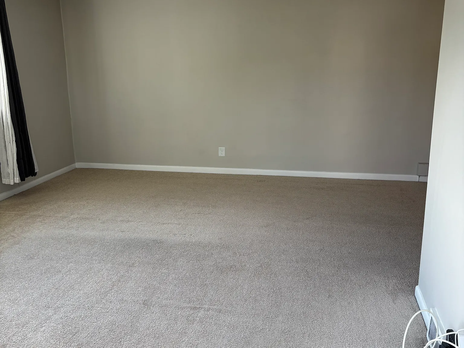 1600 Benson St — Photo 2