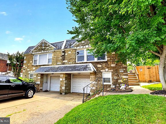 3rd image of 2908 Walnut Hill St