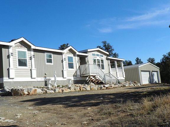 2nd image of 19 Crestwood Loop Dr