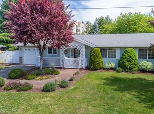 710 155th Ave SE, Bellevue, WA 98007