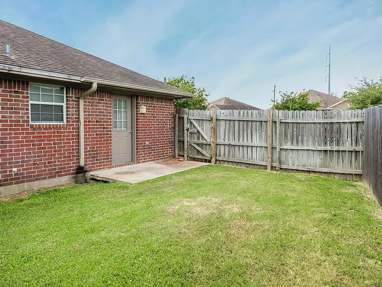 1427 Western Oaks Ct — Photo 13