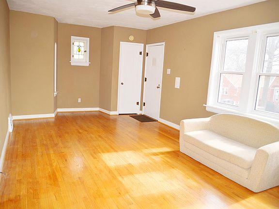Living room/family room