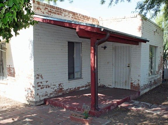 2nd image of 3826 E Glenn St