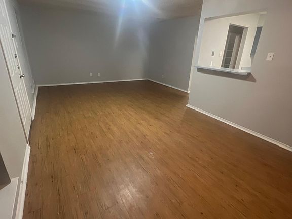 2nd image of 3707 Bremen St APT 7