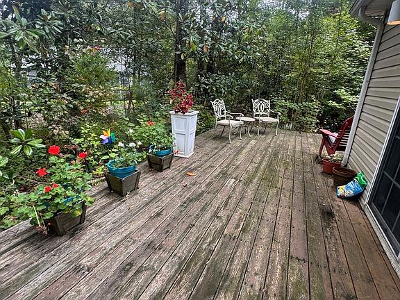 5th image of 22368 Holly Oak Ln