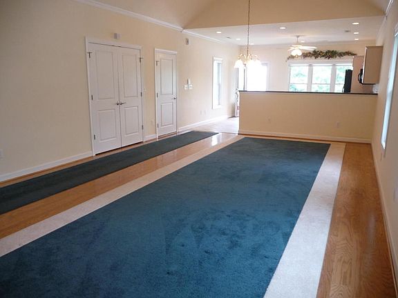 2nd image of 8139 Golden Oak Ln