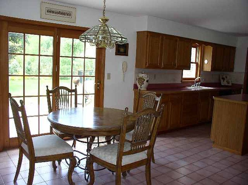 4th image of 304 TRINACRIA Court