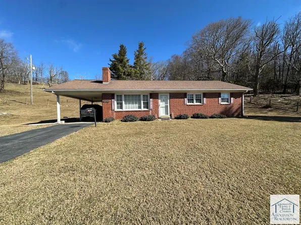 2730 Mountain View Rd, Meadows Of Dan, VA 24120