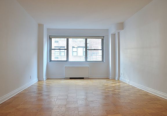 2nd image of 211 E 53rd St APT 12A