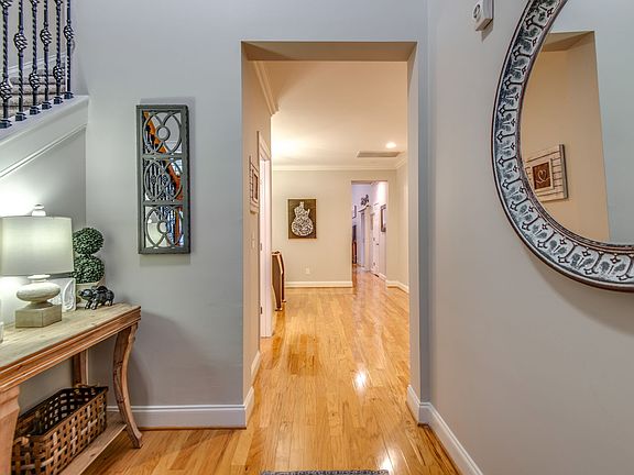 5th image of 212 Pennystone Cir