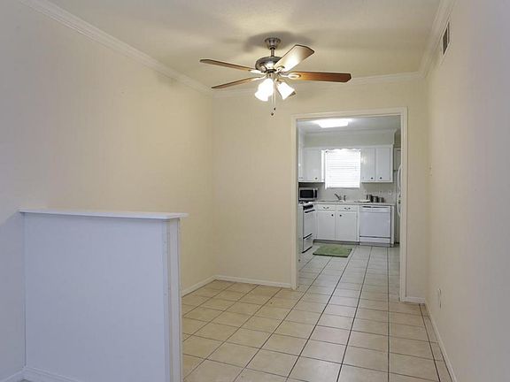 5th image of 1104 W Tri Oaks Ln APT 128