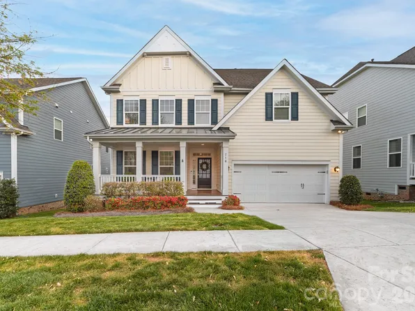 716 Lakeview Dr, Gastonia, NC 28101