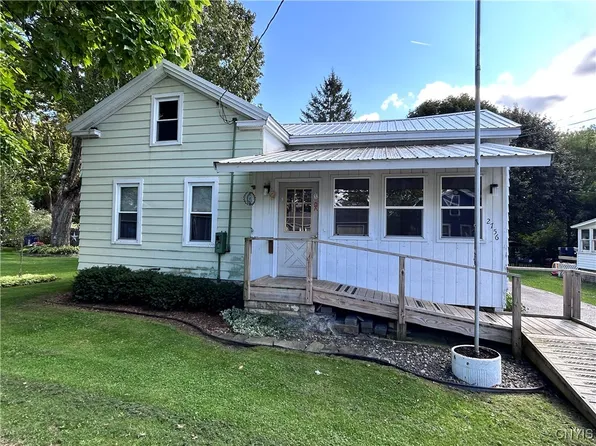 2756 Green St, Weedsport, NY 13166