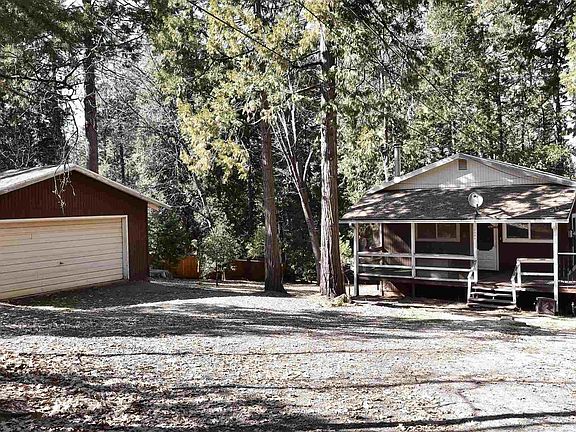 2nd image of 16554 Estralita Dr