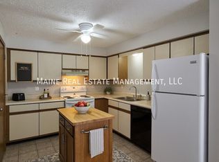 8 Hartley St APT 8, Lewiston, ME 04240