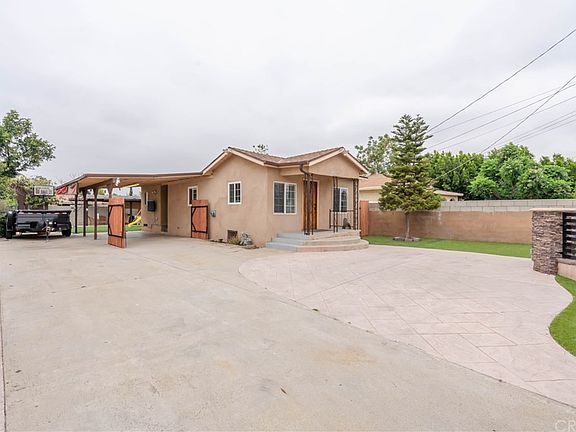 3rd image of 12885 Kagel Canyon St