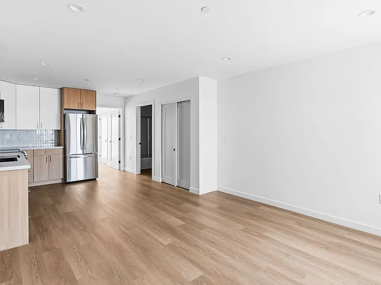 6638-6644 Valjean Court — Photo 5