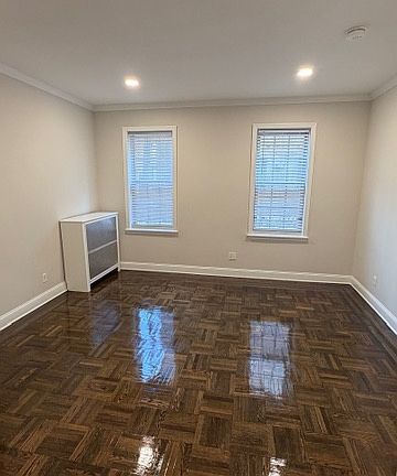 5th image of 28 Duncan Ave #4242130