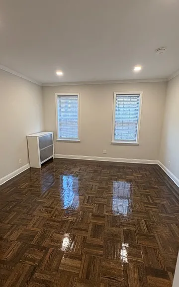 28 Duncan Ave Apartments — Photo 5