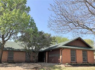404 Scenic Dr, Heath, TX 75032