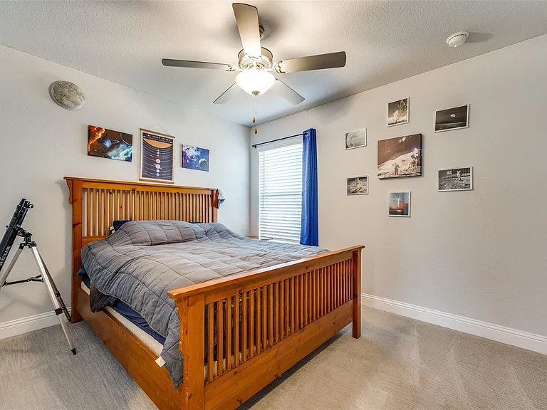 5490 Peregrine Ln — Photo 8