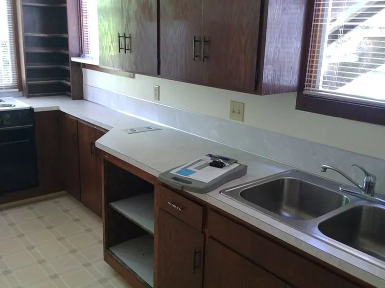 712e16 — Photo 11