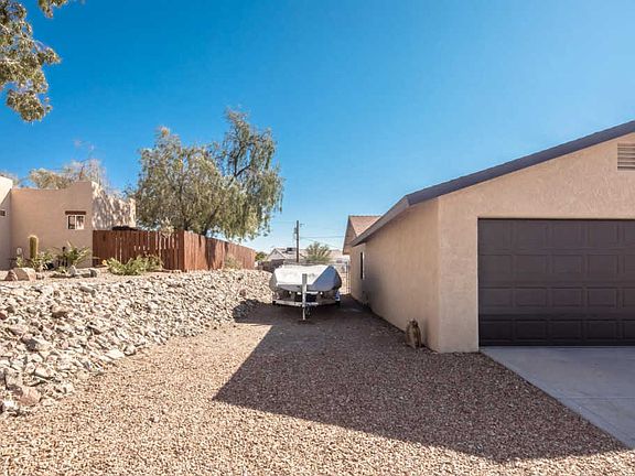 4th image of 4268 Highlander Ave