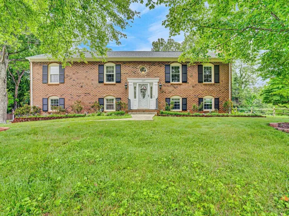 107 Woodberry Ln, Lynchburg, VA 24502