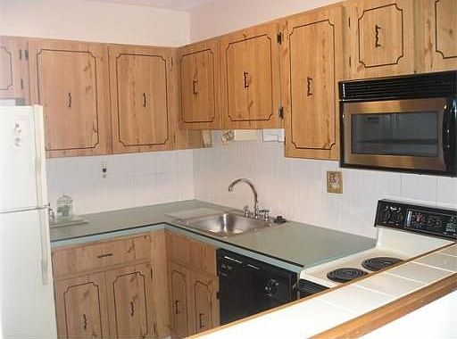 2nd image of 245 Sea St Unit 41