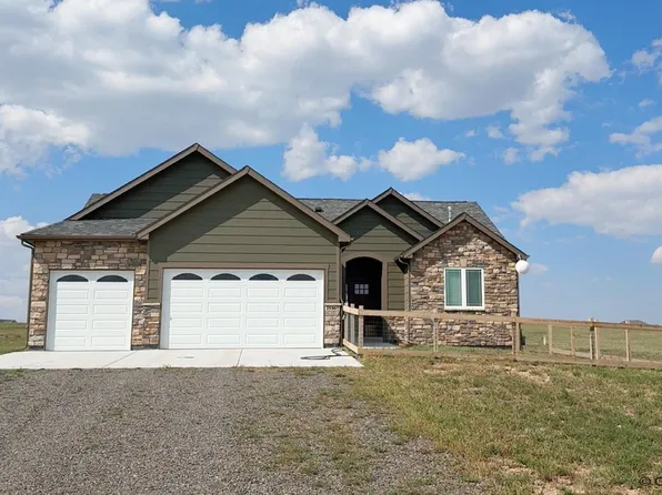 1536 Fire Rock Dr, Cheyenne, WY 82009