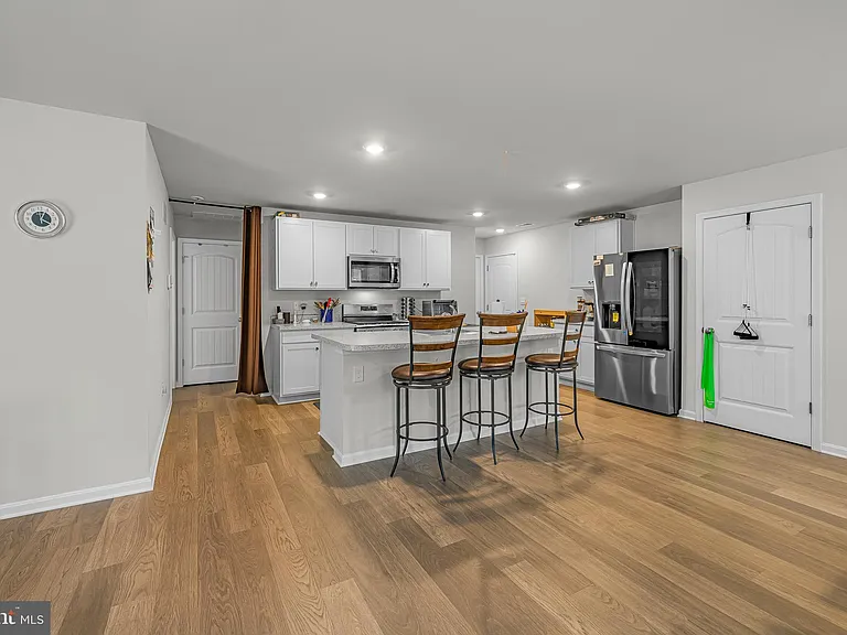 459 Currant Cir — Photo 8