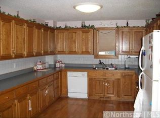 10507 Saint Croix Trl, North Branch, MN 55056